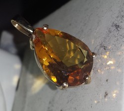 citrine poire