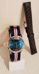 nato orange et bleu